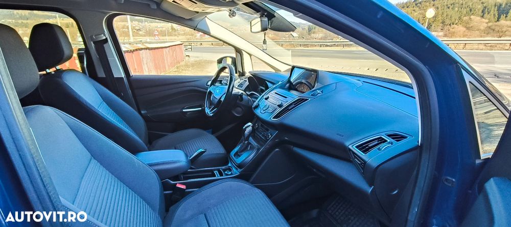 Ford Grand C-Max - 18