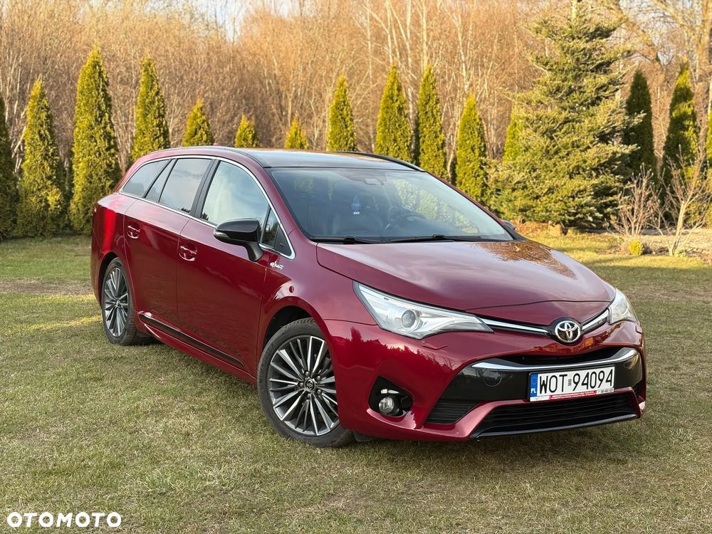 Toyota Avensis 1.8 Selection - 1