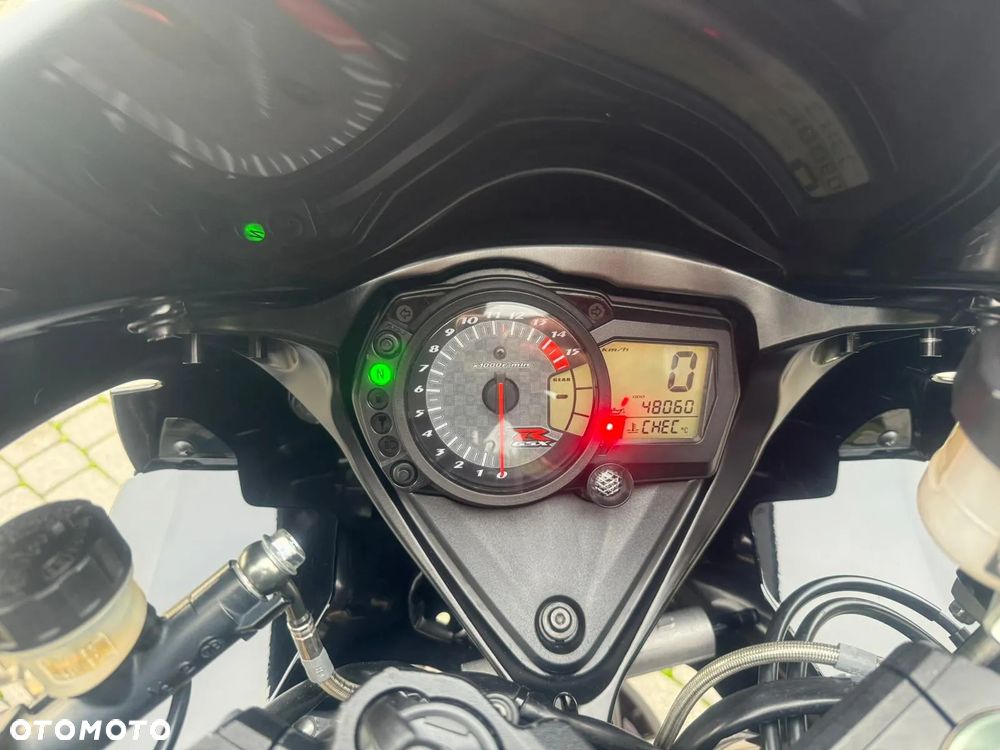 Suzuki GSX-R - 9