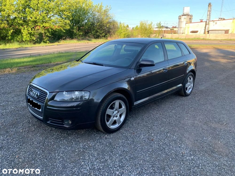 Audi A3 Sportback 1.6 Ambiente - 1
