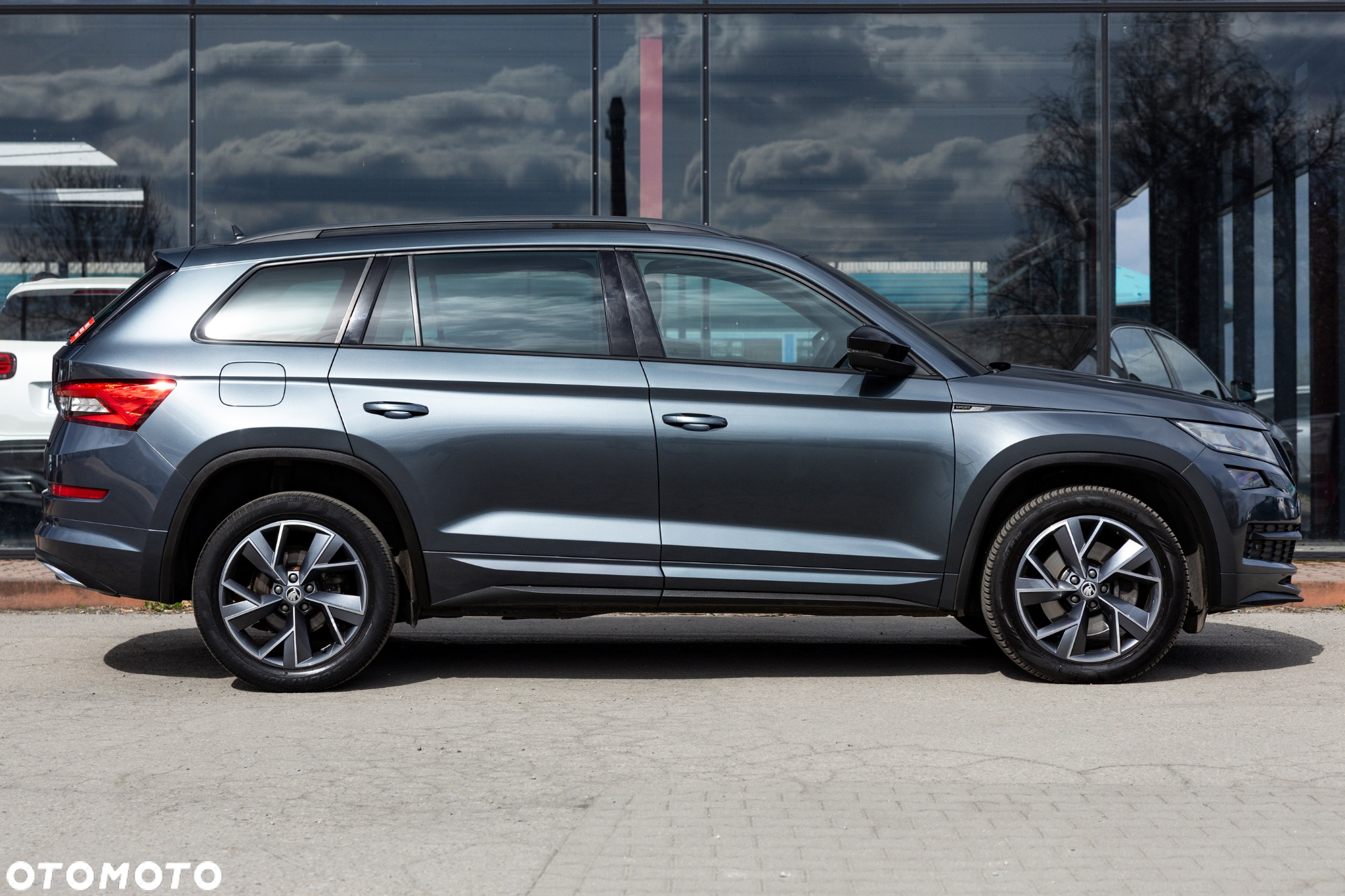 Skoda Kodiaq 2.0 TDI 4x4 DSG Sportline - 17