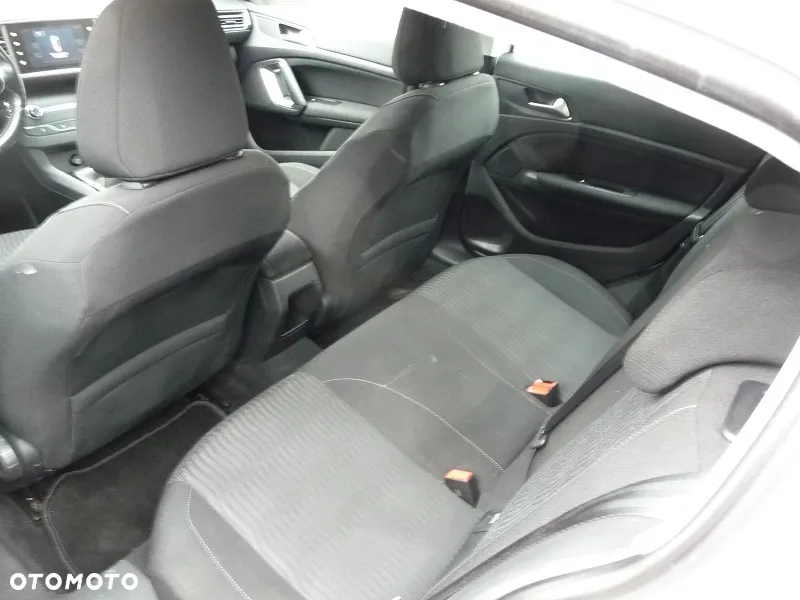Peugeot 308 BlueHDi FAP 120 Stop & Start Active - 9