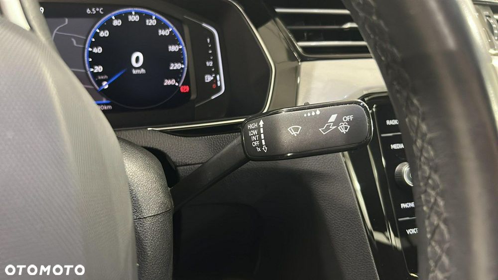 Volkswagen Passat 1.5 TSI EVO Business - 24