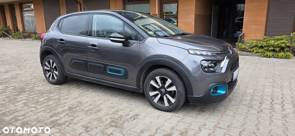Citroën C3 1.2 PureTech Shine - 2