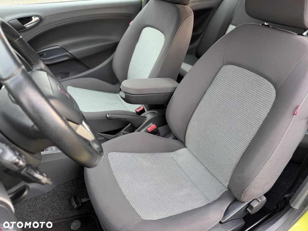 Seat Ibiza SC 1.4 16V Style - 23