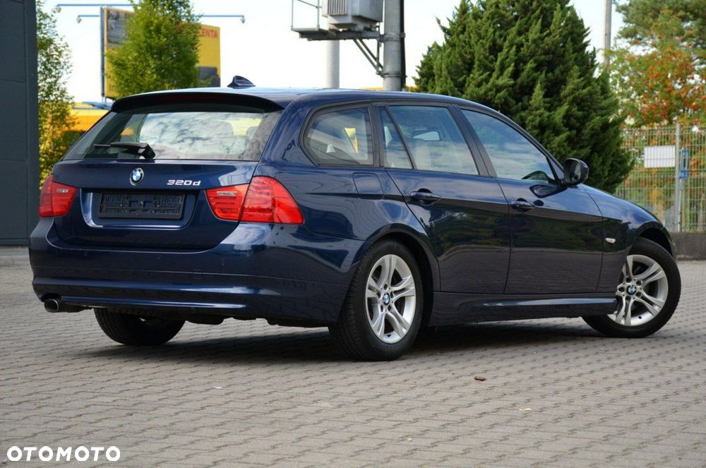 BMW Seria 3 - 18