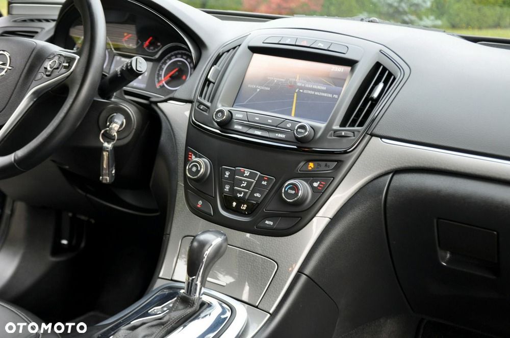 Opel Insignia - 26