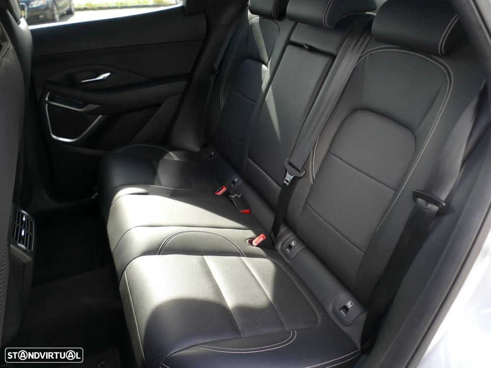 Jaguar E-Pace 1.5 P300e R-Dynamic HSE AWD Aut. - 33