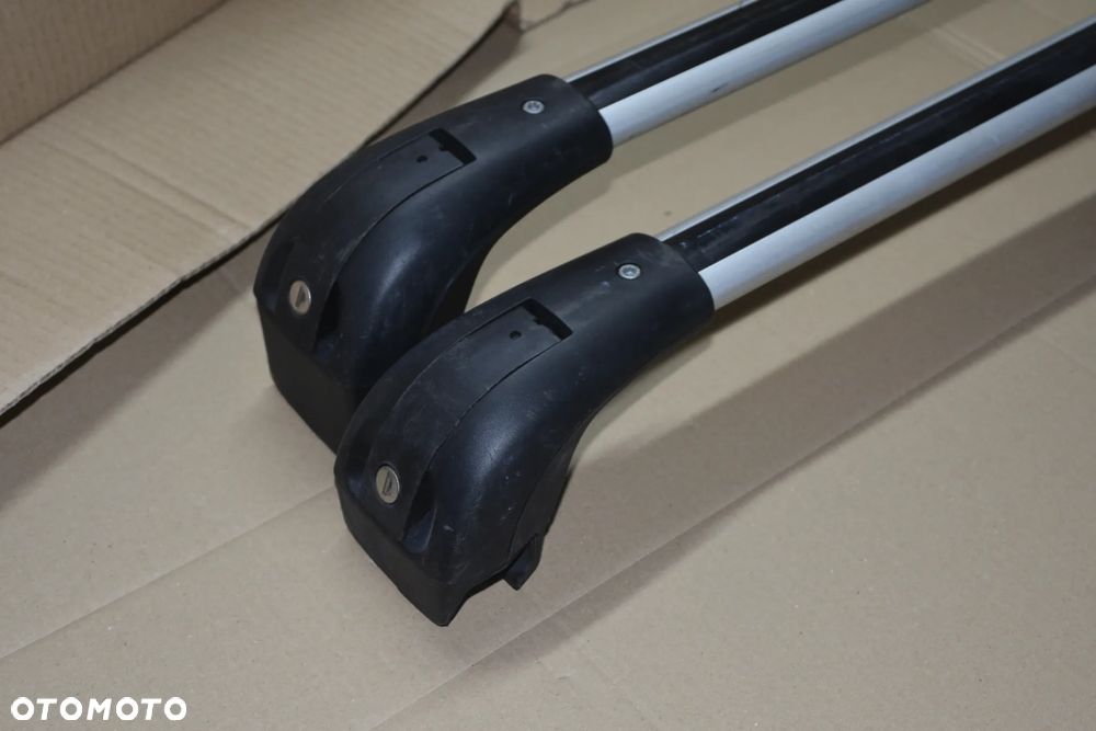 Peugaot 207  Poprzeczki Dachowe Peugeot Alu klucz - 3