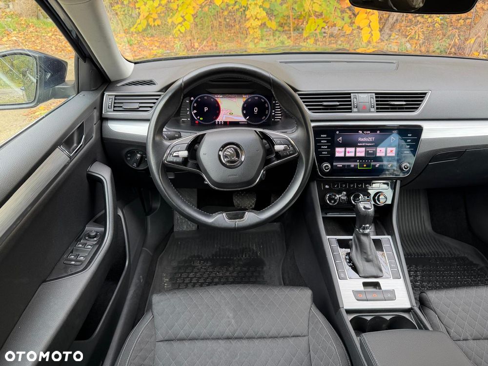 Skoda Superb 2.0 TDI SCR Ambition DSG - 19