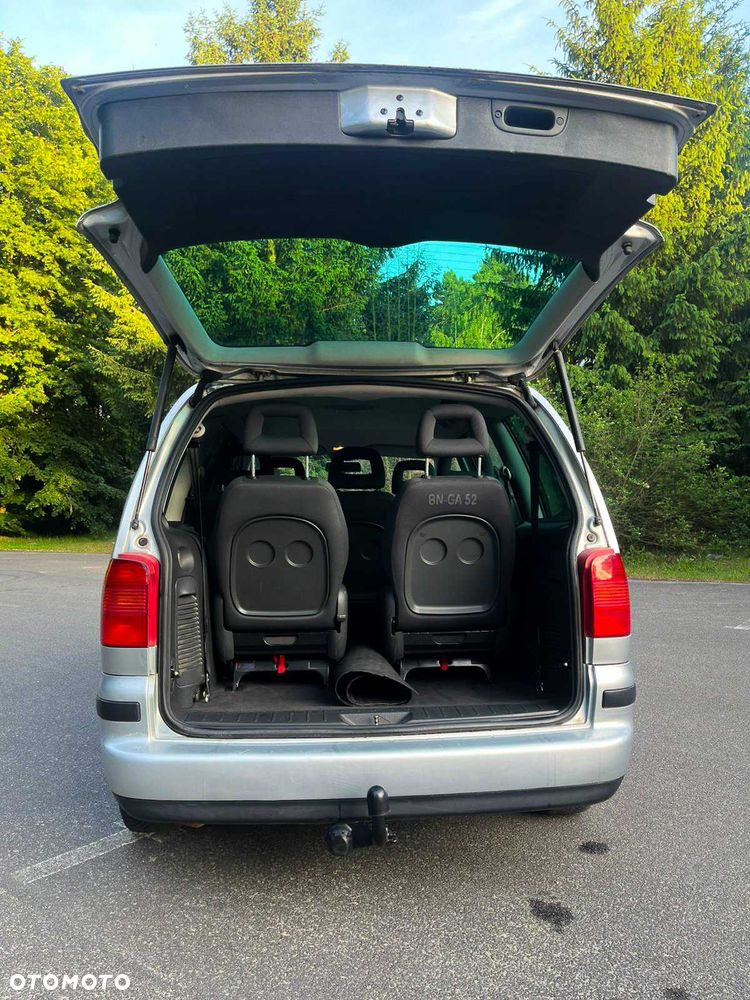 Seat Alhambra 2005 photo 3