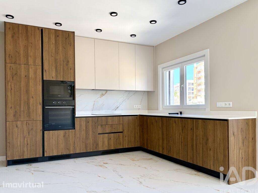 Apartamento T2 em Armação de Pêra de 80,00 m2 - Grande imagem: 5/16