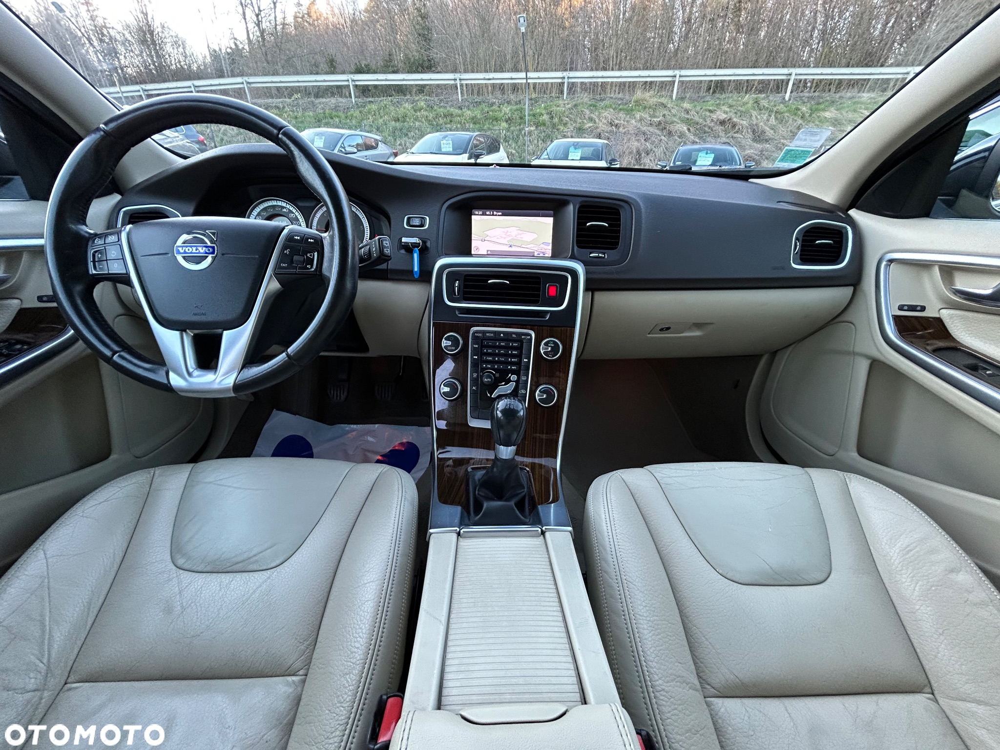 Volvo V60 D2 Summum - 22