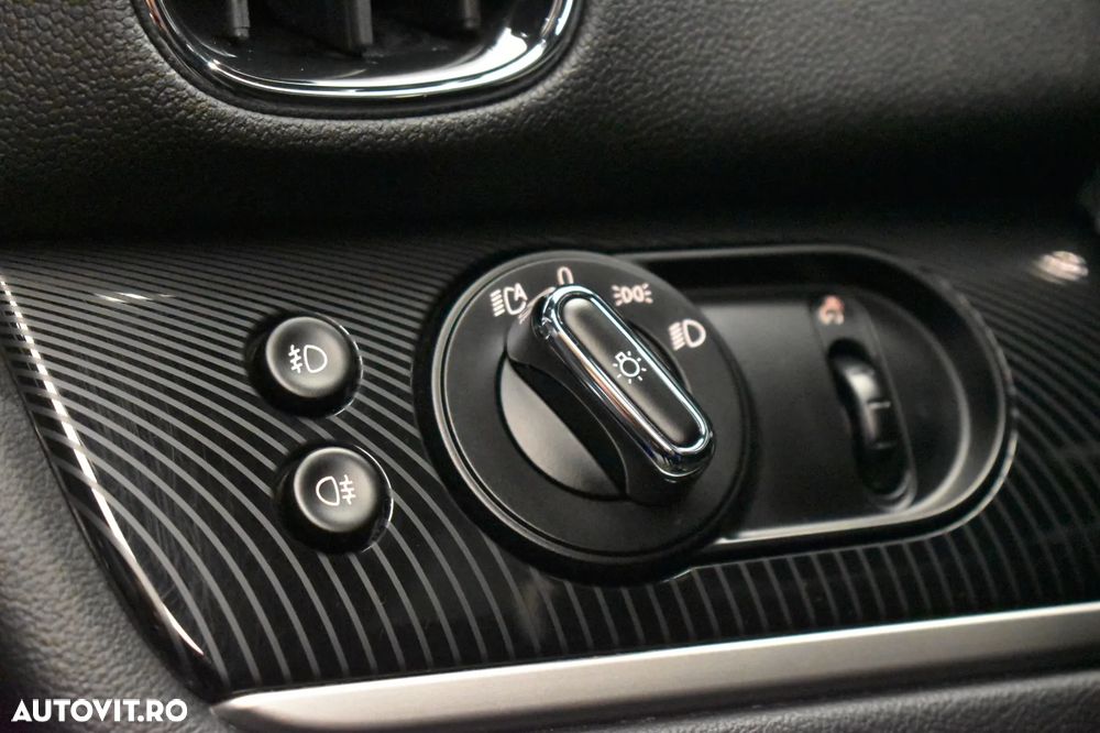 Mini Countryman Cooper S E ALL4 AT - 19