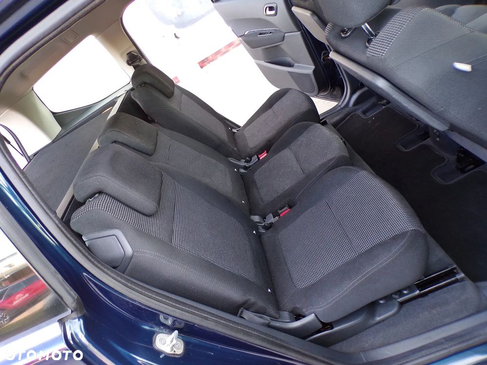 Peugeot 5008 2.0 HDi Premium - 28