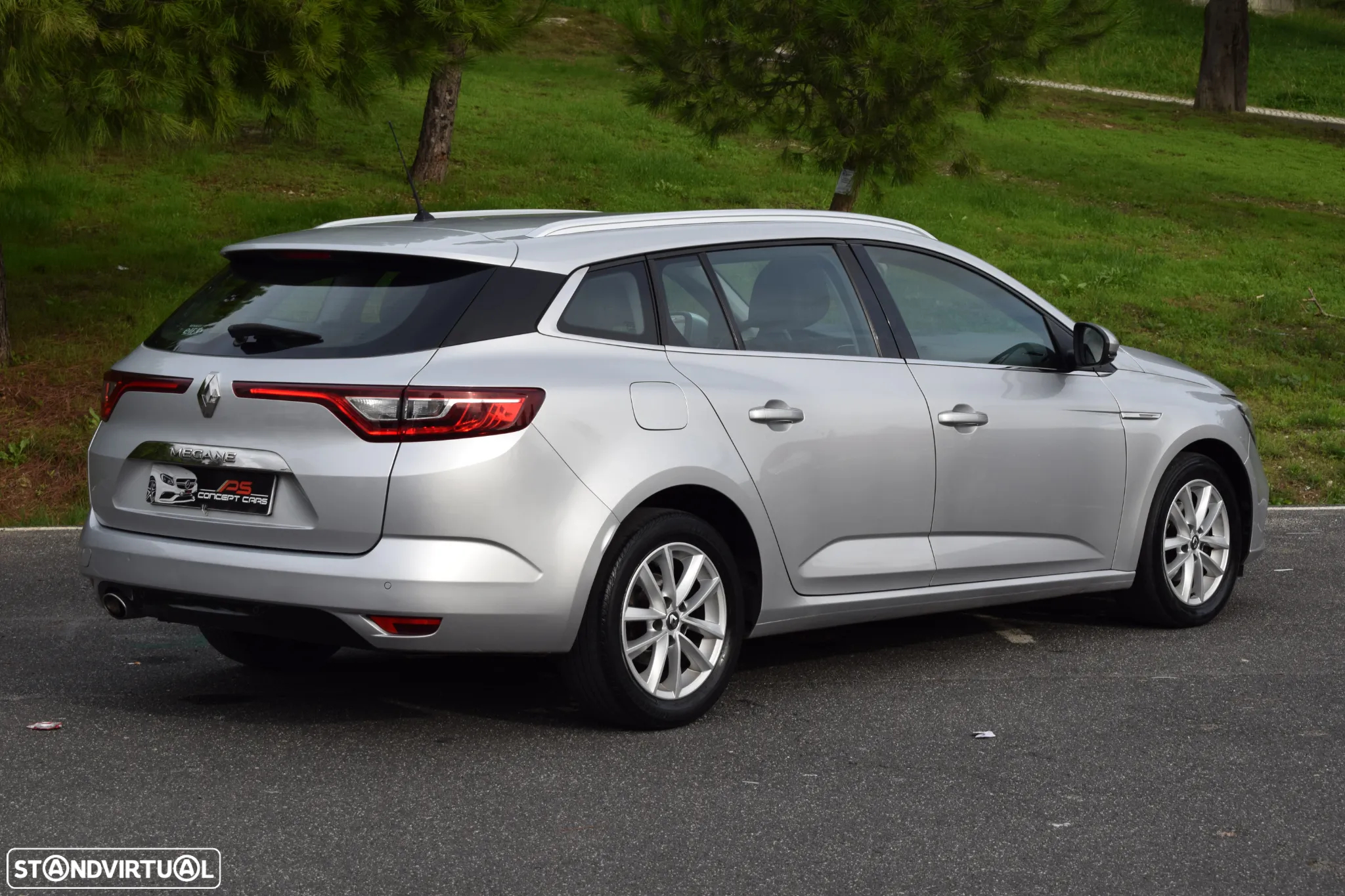 Renault Mégane Sport Tourer 1.5 dCi Intens - 2