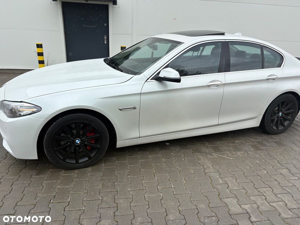 BMW Seria 5 535i xDrive - 9