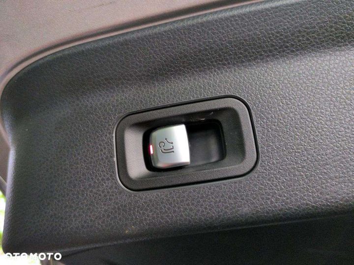 Mercedes-Benz GLC 300 de 4Matic 9G-TRONIC AMG Line Plus - 16