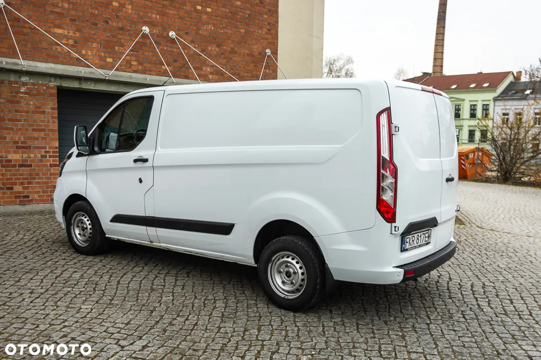 Ford Transit Custom - 8