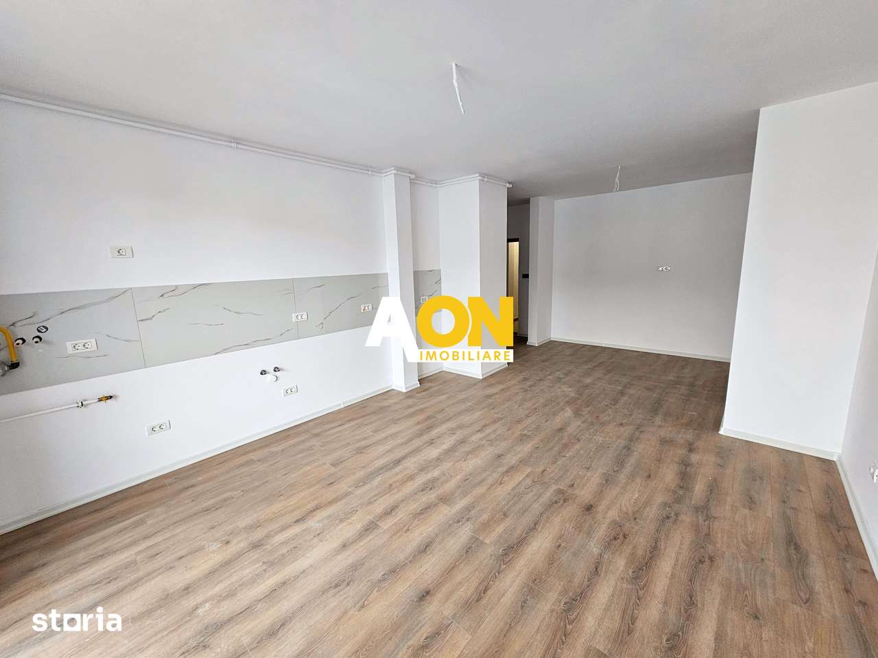 Apartament cu 3 camere, etaj 1, bloc nou 2025, cu parcare — fotografia 3