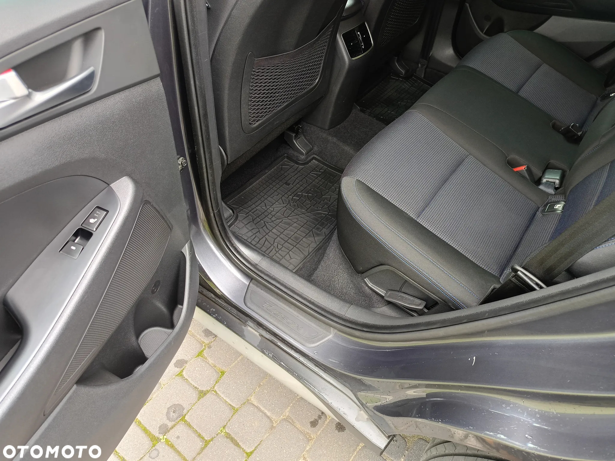 Hyundai Tucson 1.6 GDI BlueDrive Style 2WD - 10