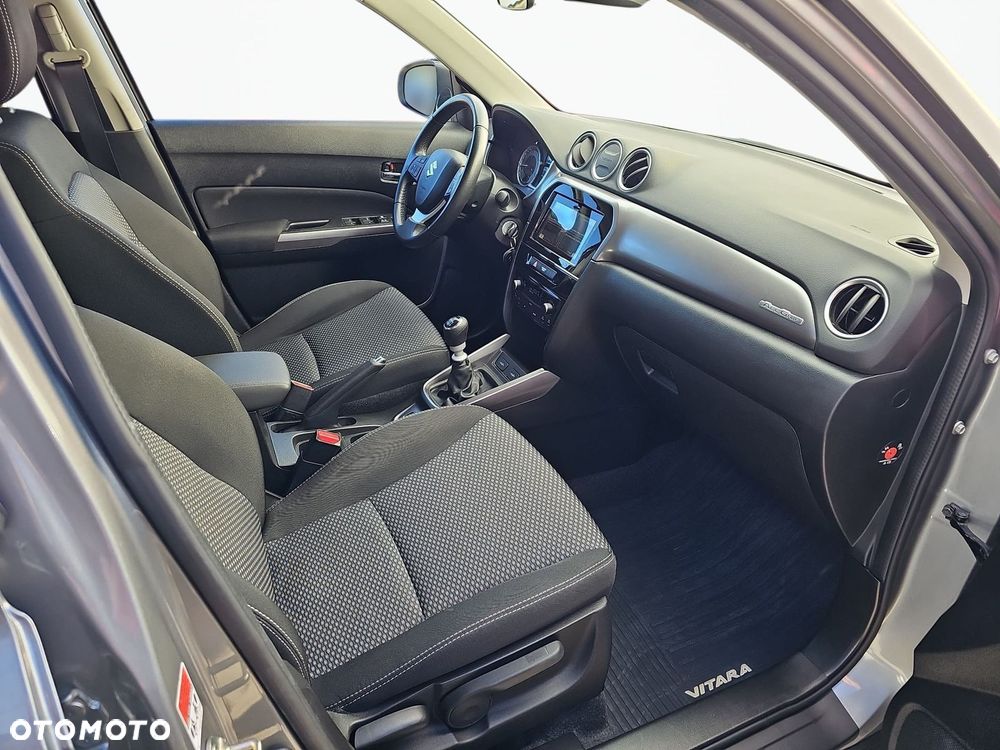 Suzuki Vitara 1.4 Boosterjet SHVS Premium 4WD - 10