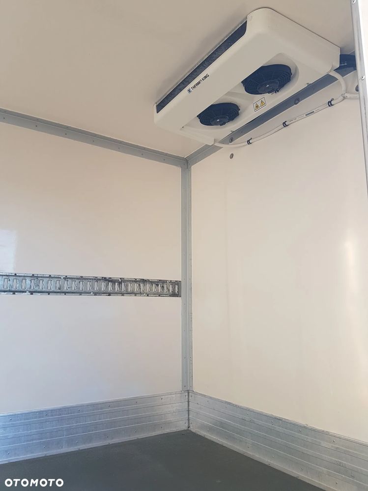 Iveco DAILY 6EP CHŁODNIA MROŹNIA IZOTERMA AGREGAT THERMO KING V-200 MAX GRZANIE 3,41x2,09x2,10 - 7