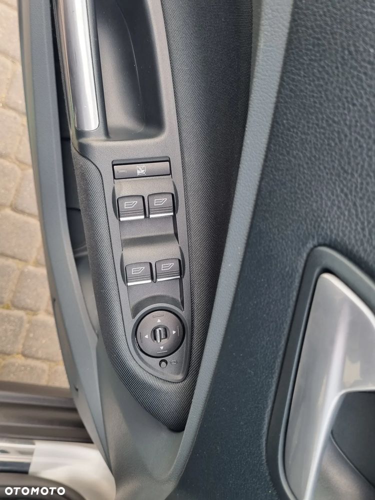 Ford C-MAX 1.0 EcoBoost Start-Stopp-System Champions Edition - 25