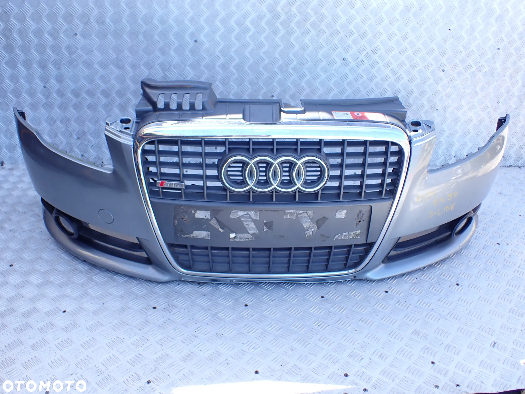 ZDERZAK PRZÓD AUDI A4 B7 S-LINE - 2