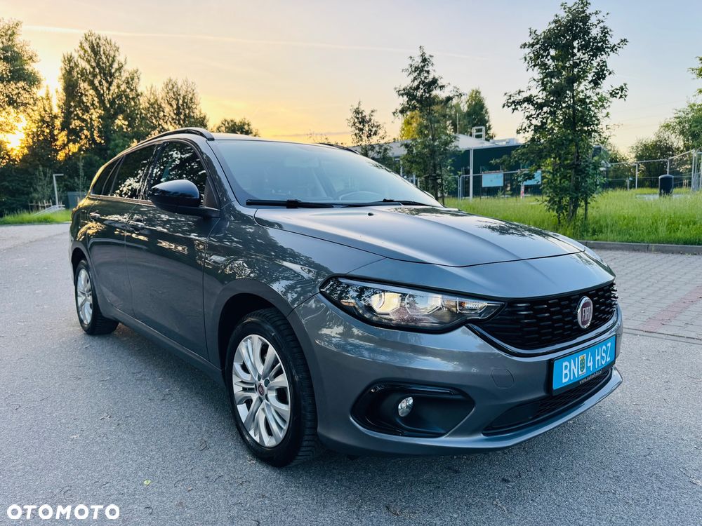 Fiat Tipo 1.6 MultiJet DCT Lounge - 2