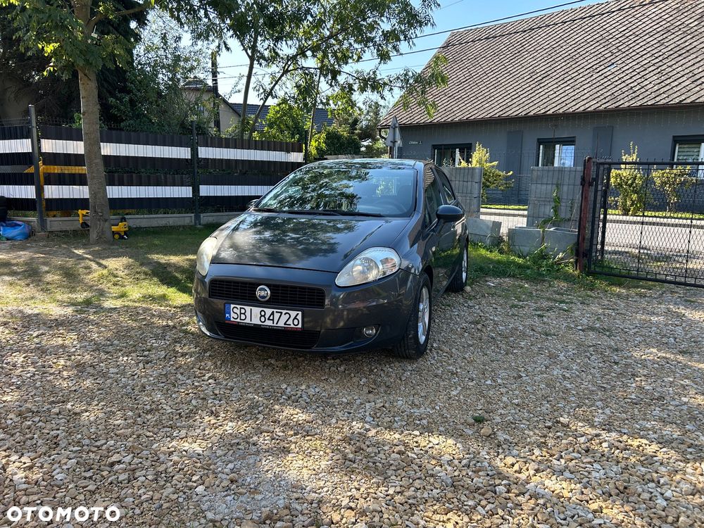 Fiat Grande Punto 1.4 8V Dynamic - 22
