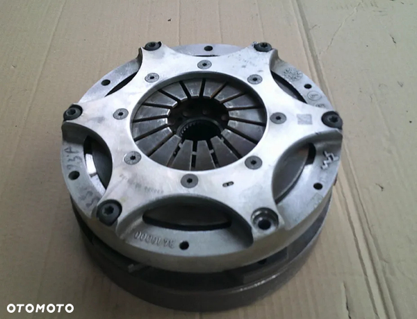 Koło dwumasowe OTF34110E6 Ferrari GTB 296 3.0 V6 30tys.km
