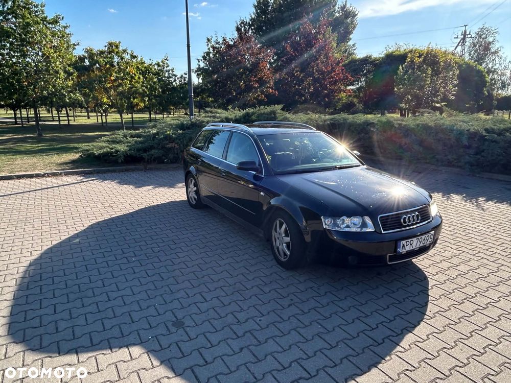 Audi A4 Avant - 2