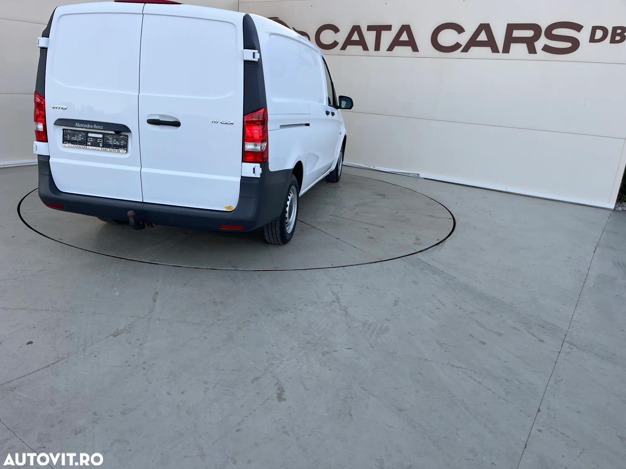 Mercedes-Benz Vito 111CDI LUNG USI SPATE - 14