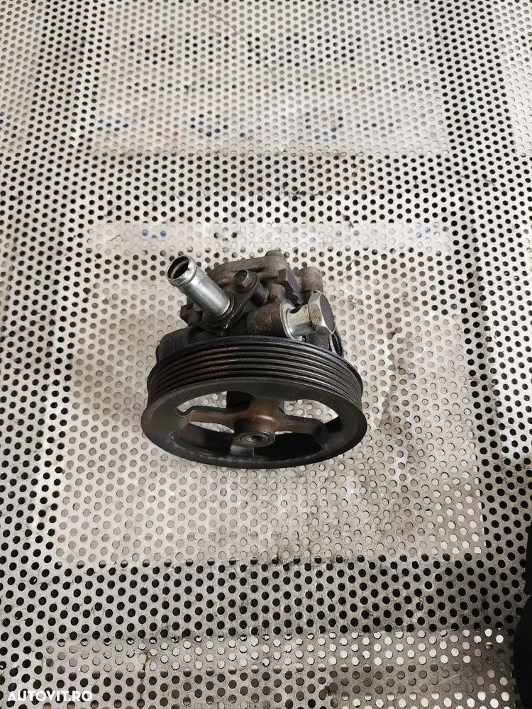 Pompa Servo Servodirectie Citroen C5 C6 C8 C-Crosser Peugeot 4007 Mitsubishi Outlander Land Rover F - 5