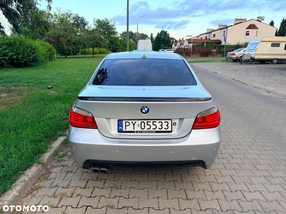 BMW Seria 5 525i - 6