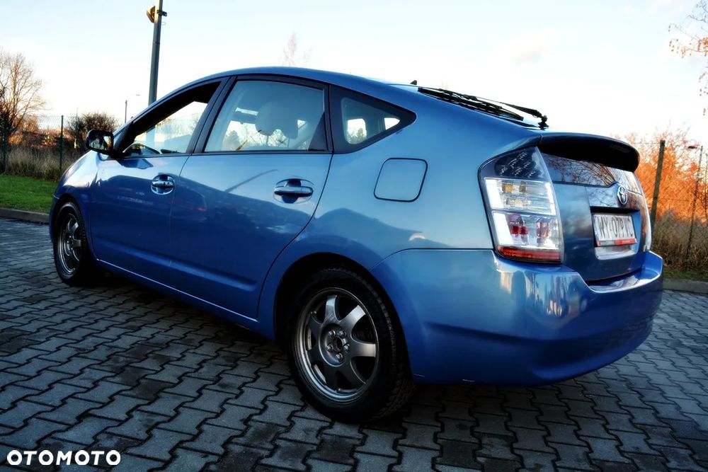 Toyota Prius 1.5 VVT-i Prestige - 3