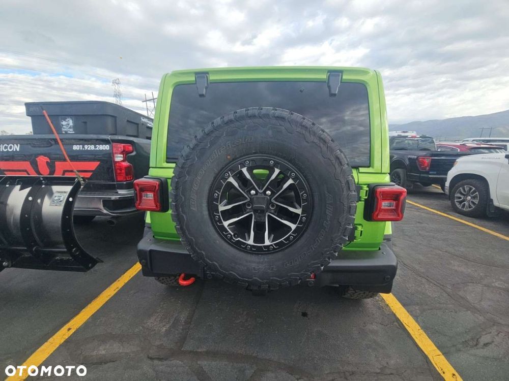 Jeep Wrangler - 3