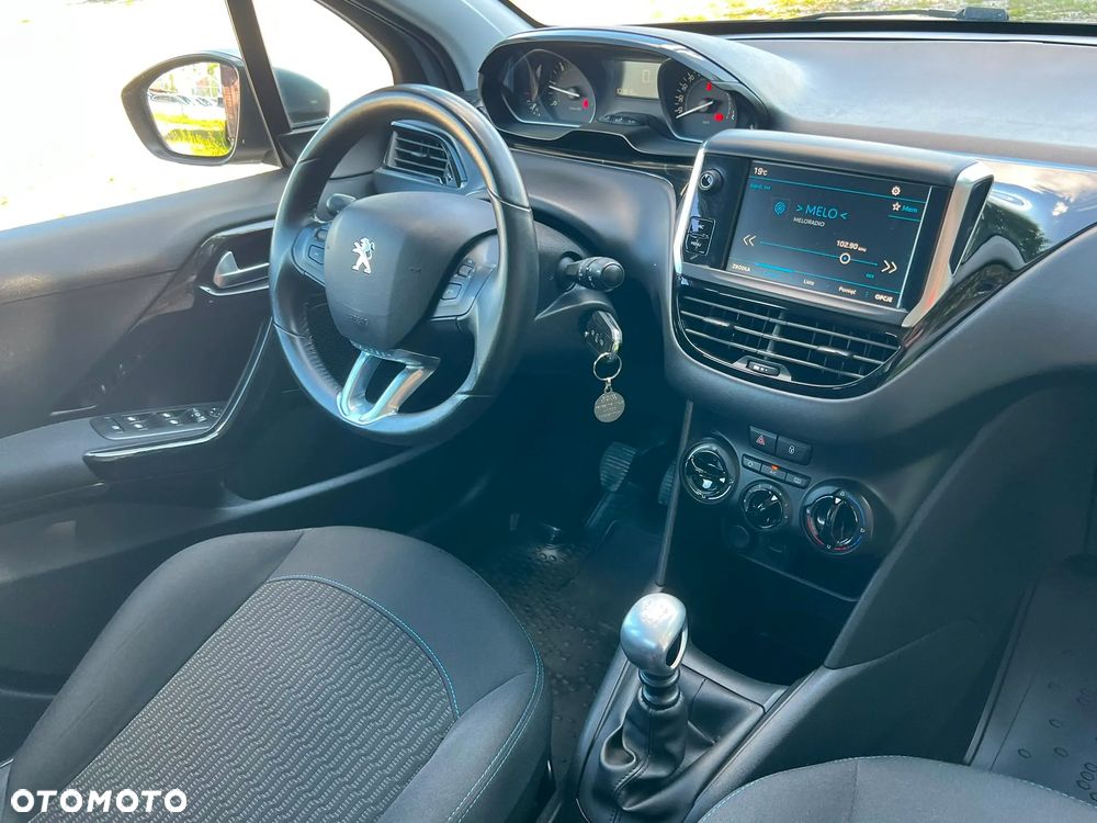 Peugeot 208 BlueHDi 100 Active Pack - 14