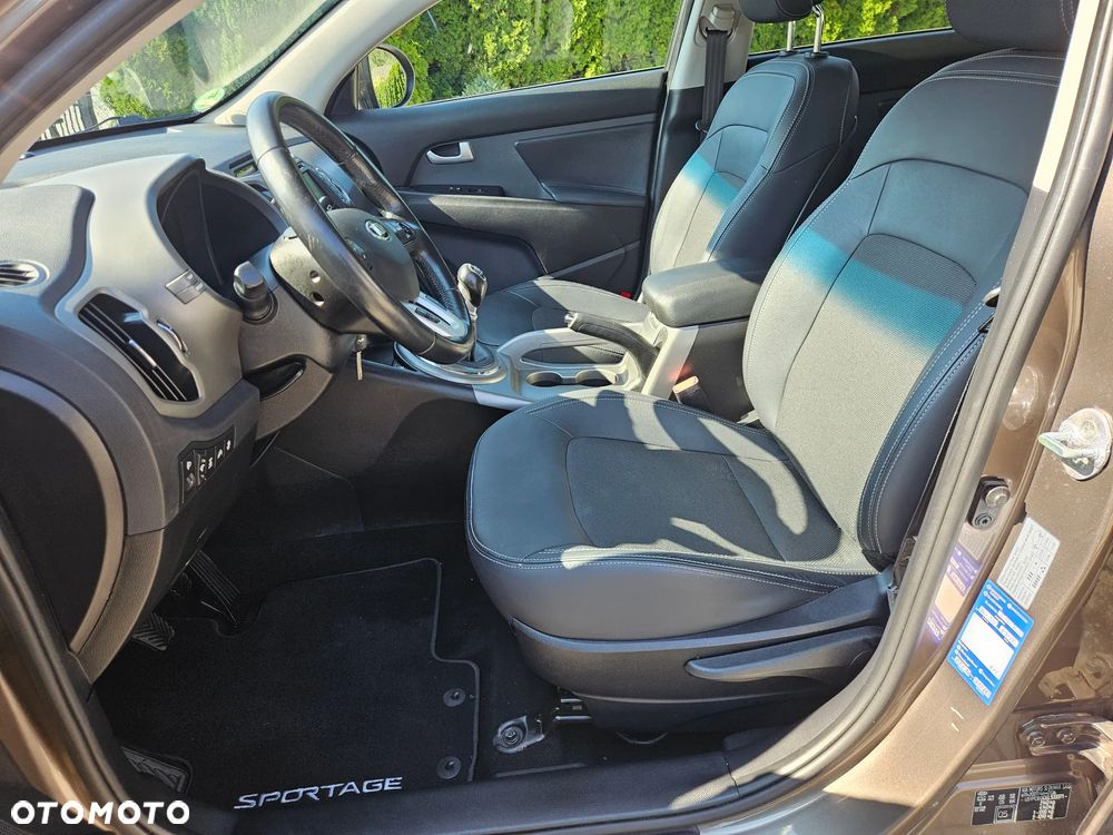 Kia Sportage 2.0 CRDI 184 4WD Fifa World Cup Edition - 6