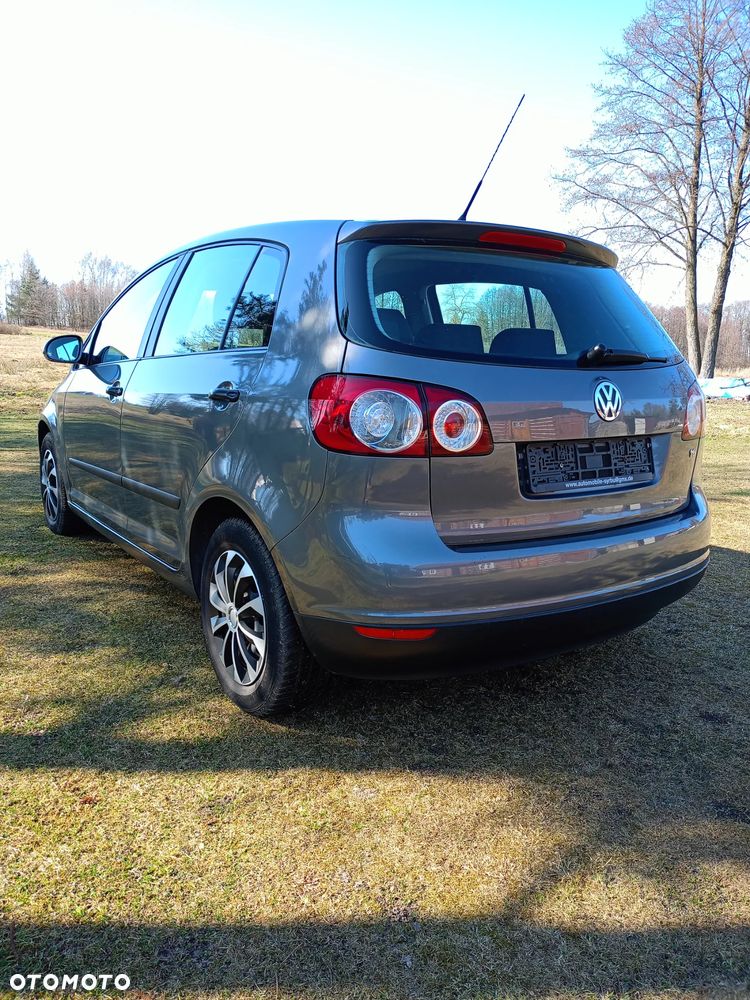 Volkswagen Golf - 4