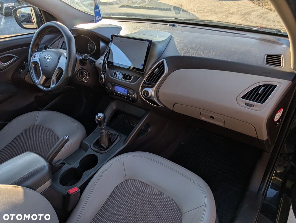 Hyundai ix35 1.7 CRDi 2WD blue Style - 27