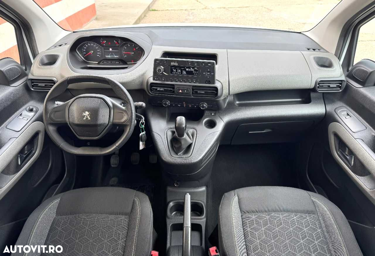 Peugeot Rifter - 21