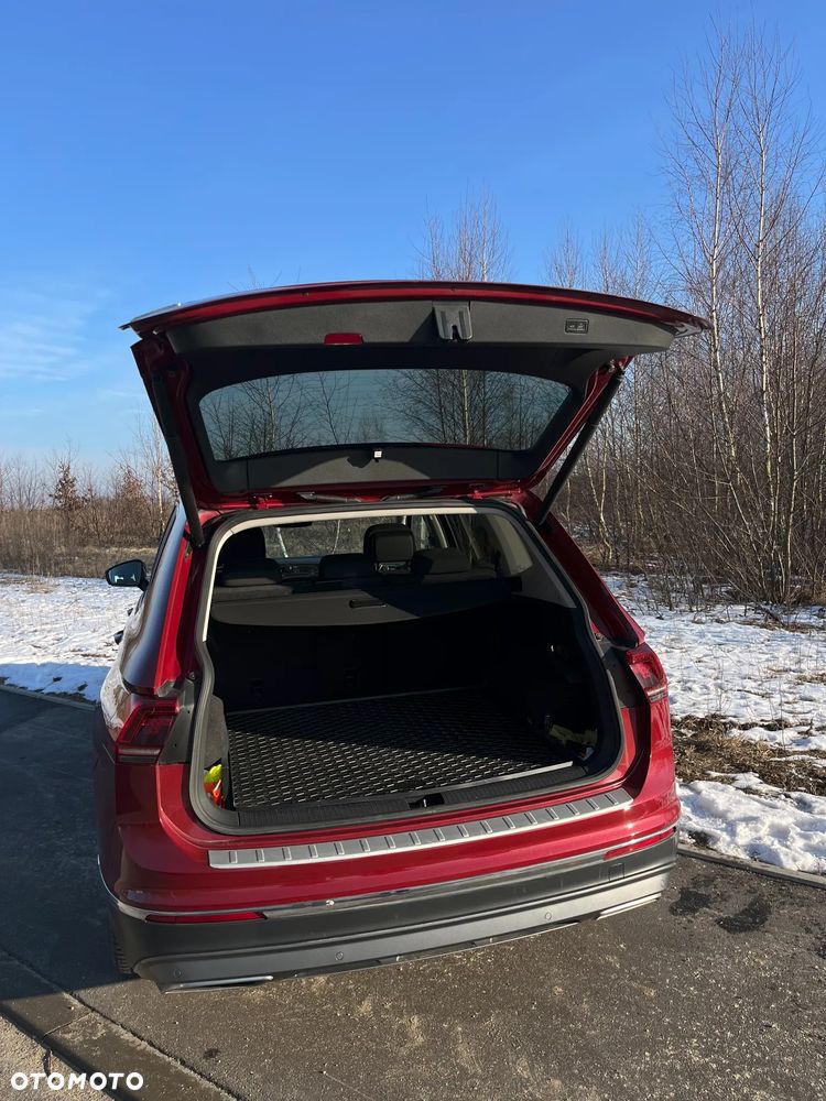 Volkswagen Tiguan Allspace - 14