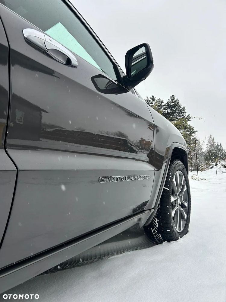 Jeep Grand Cherokee 5.7 V8 HEMI Overland - 6