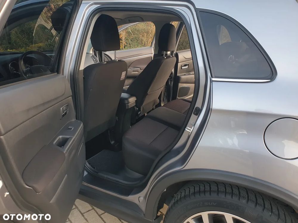 Mitsubishi ASX 1.6 2WD Edition 100+ - 15