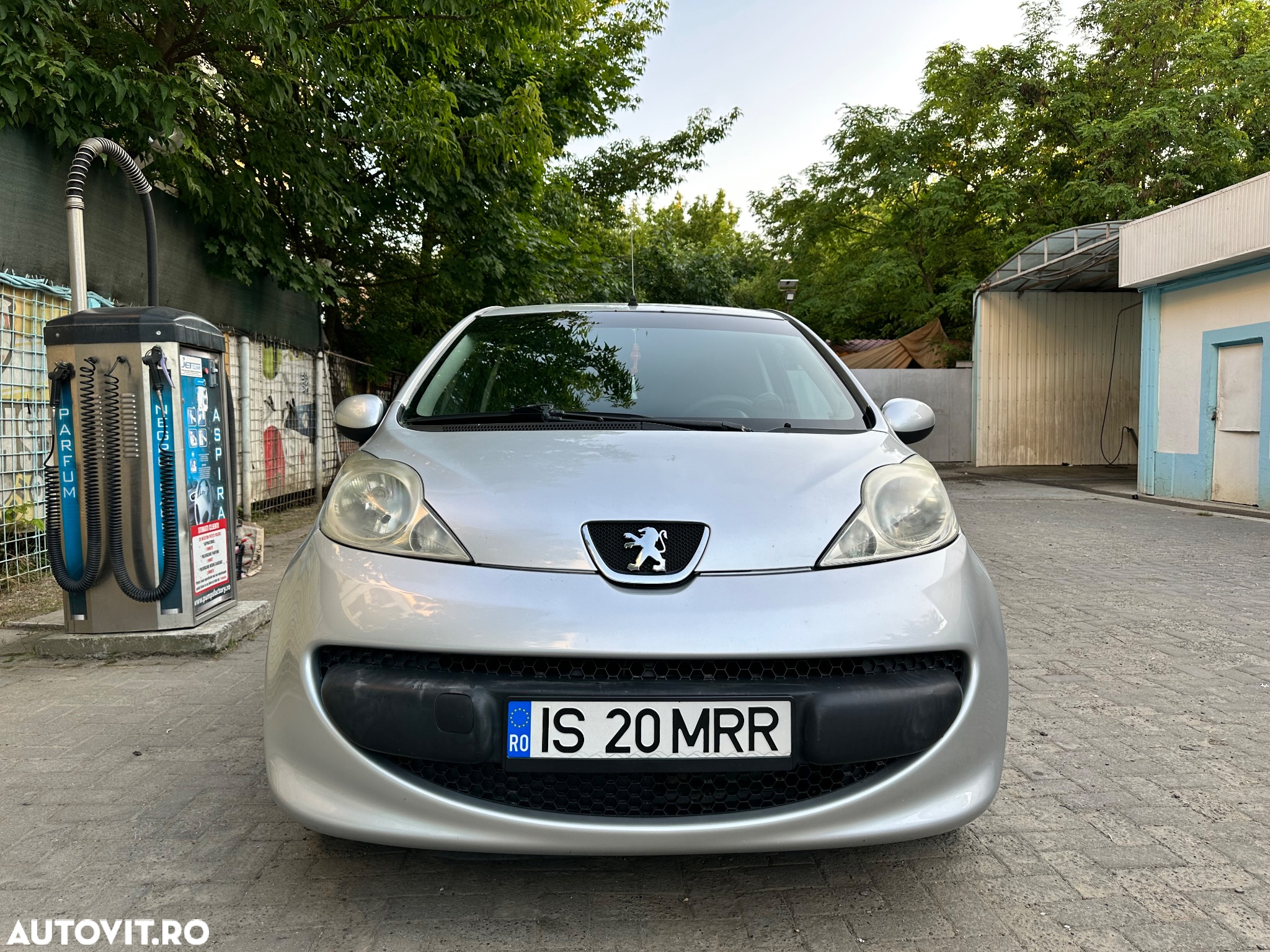 Peugeot 107 Two 1.0 E - 2