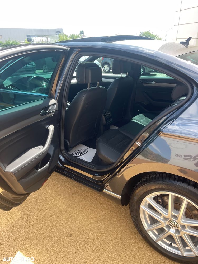 Volkswagen Passat 2.0 TDI DSG (BlueMotion Technology) Highline - 23