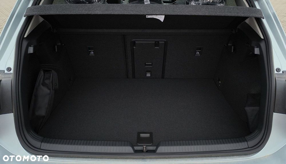 Volkswagen Golf - 20