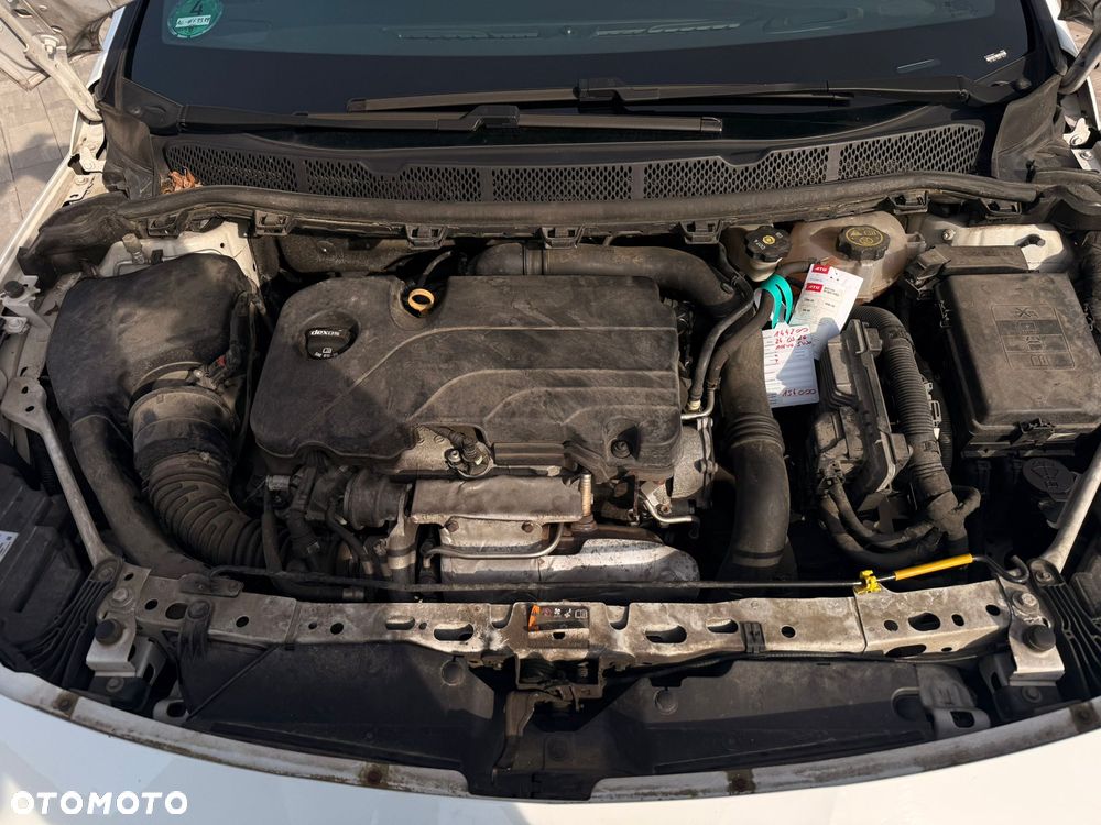 Opel Astra 1.4 Turbo Active - 24